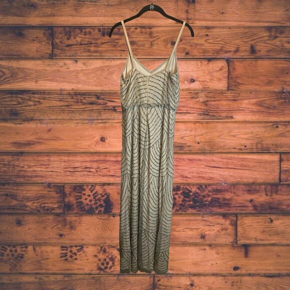 Adrianna Papell Hand-beaded Blouson Long Sleeveless Gown in Nude Size 4 - Picture 3 of 9